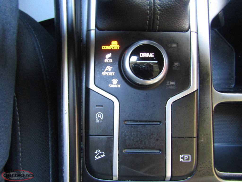 Kia Sorento AWD LX 7 Passenger - Image 15