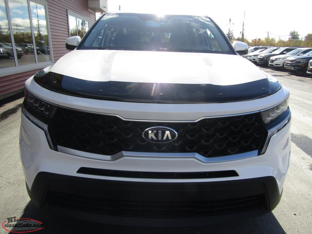 Kia Sorento AWD LX 7 Passenger - Image 3
