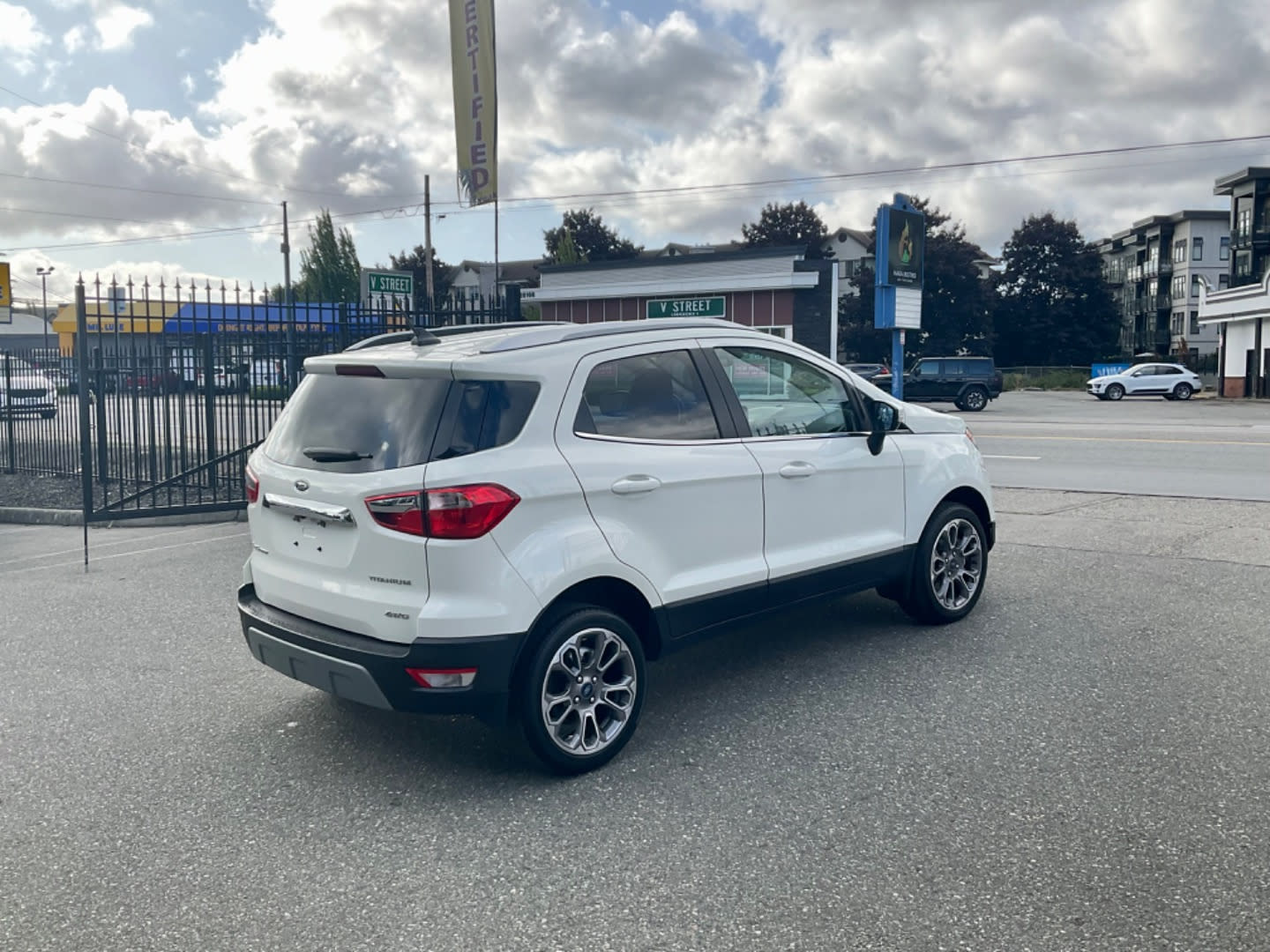 2021 FORD ECOSPORT TITANIUM - Image 4