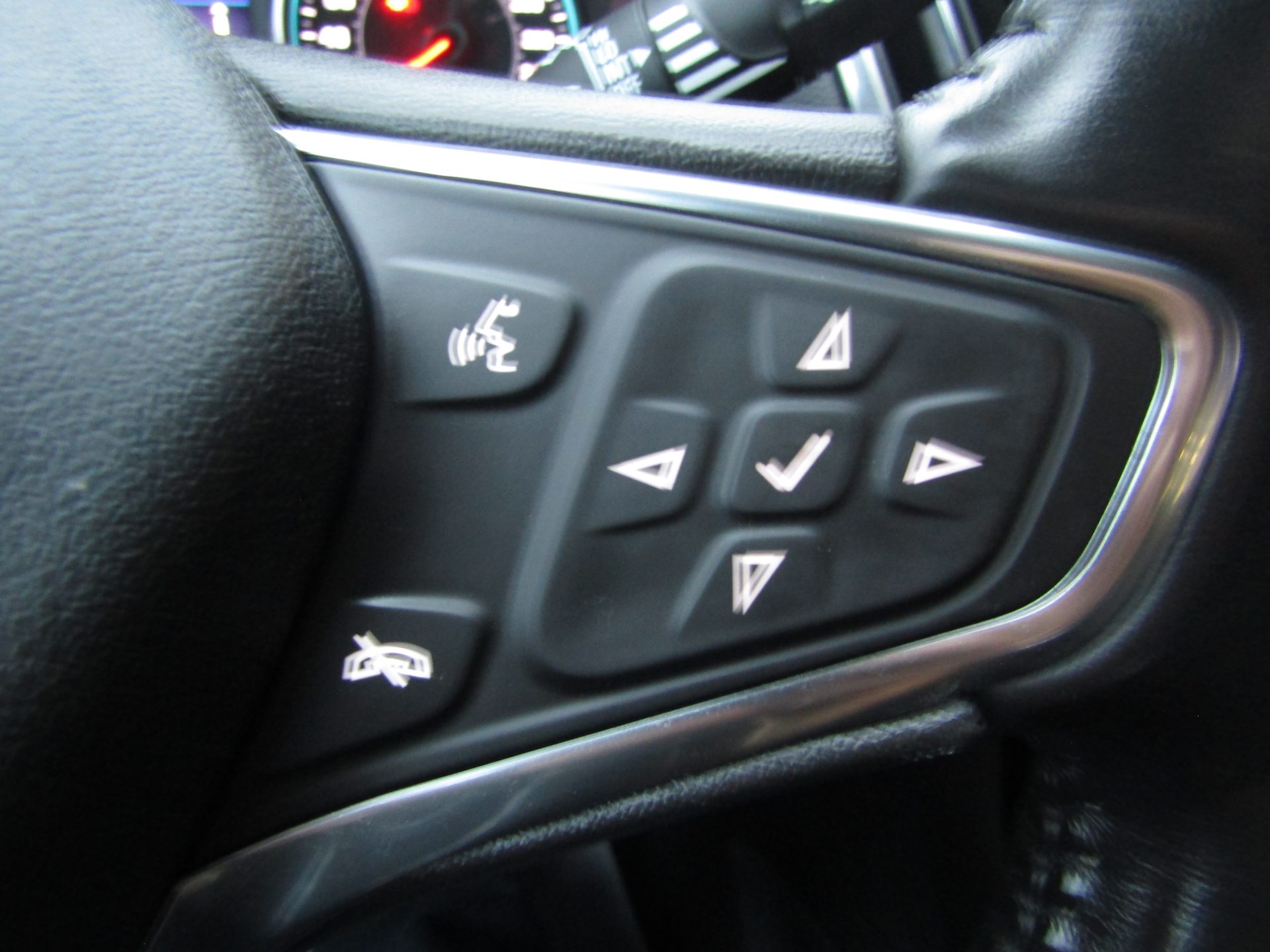 Chevrolet Equinox AWD LT - Image 21