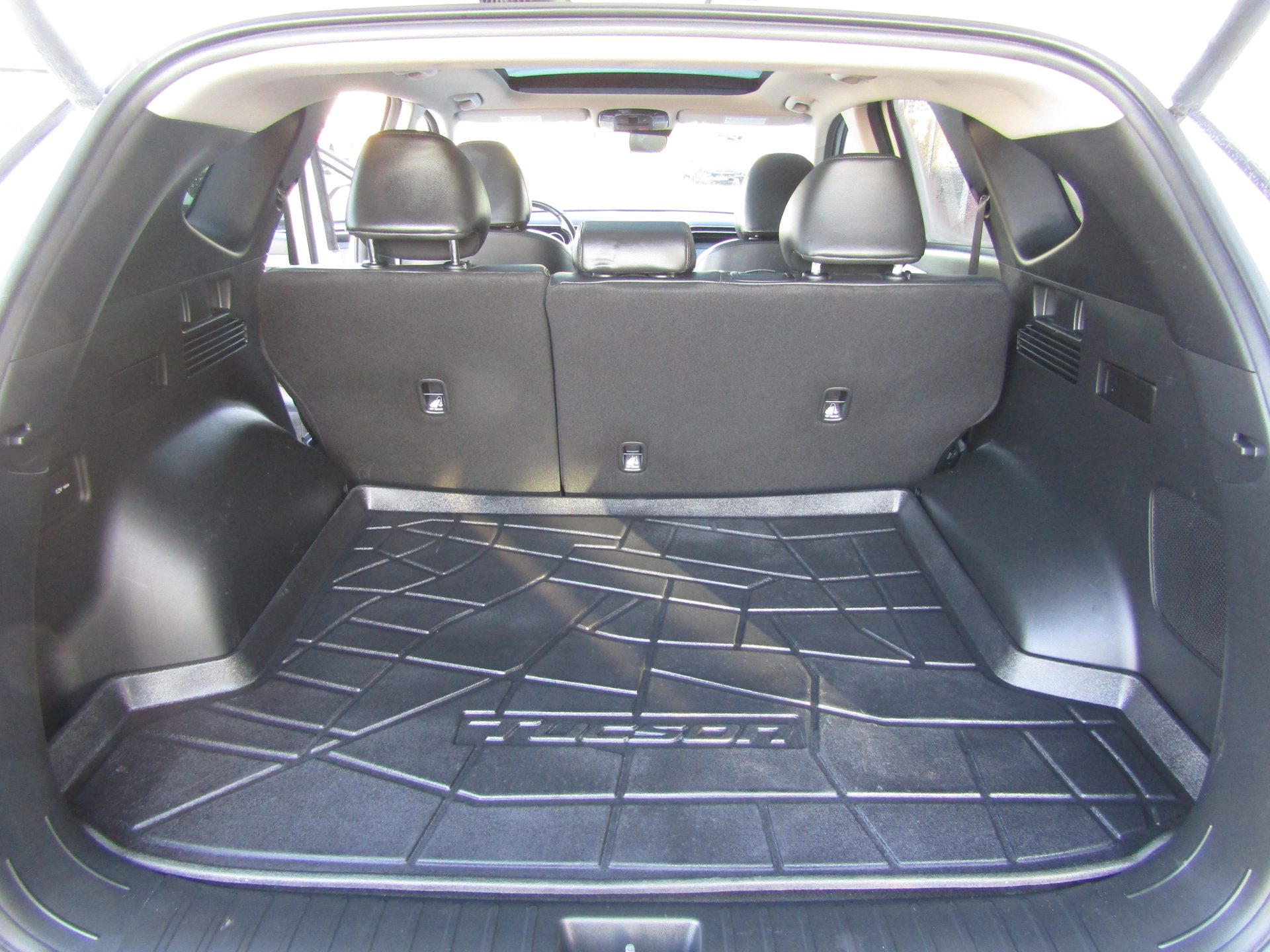 Hyundai Tucson Hybrid Ultimate AWD - Image 29