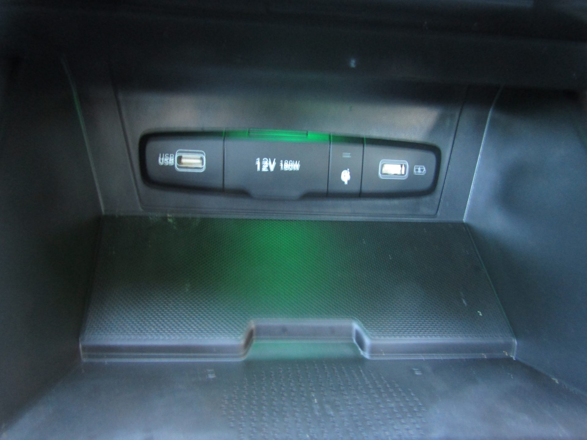 Hyundai Tucson Hybrid Ultimate AWD - Image 21