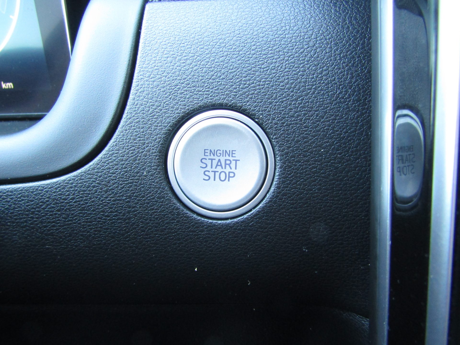 Hyundai Tucson Hybrid Ultimate AWD - Image 25