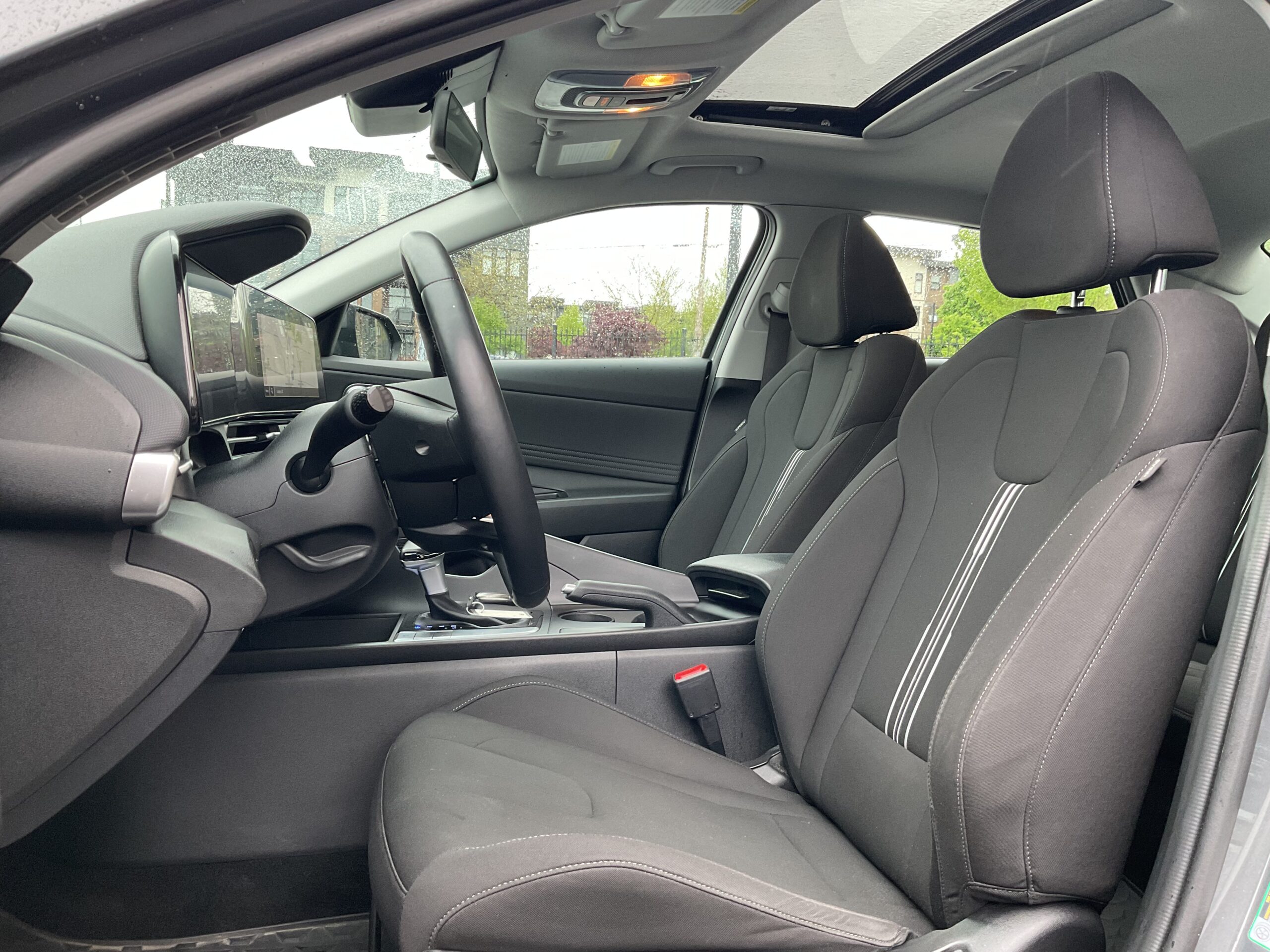 2024 HYUNDAI ELANTRA PREFERRED - Image 9