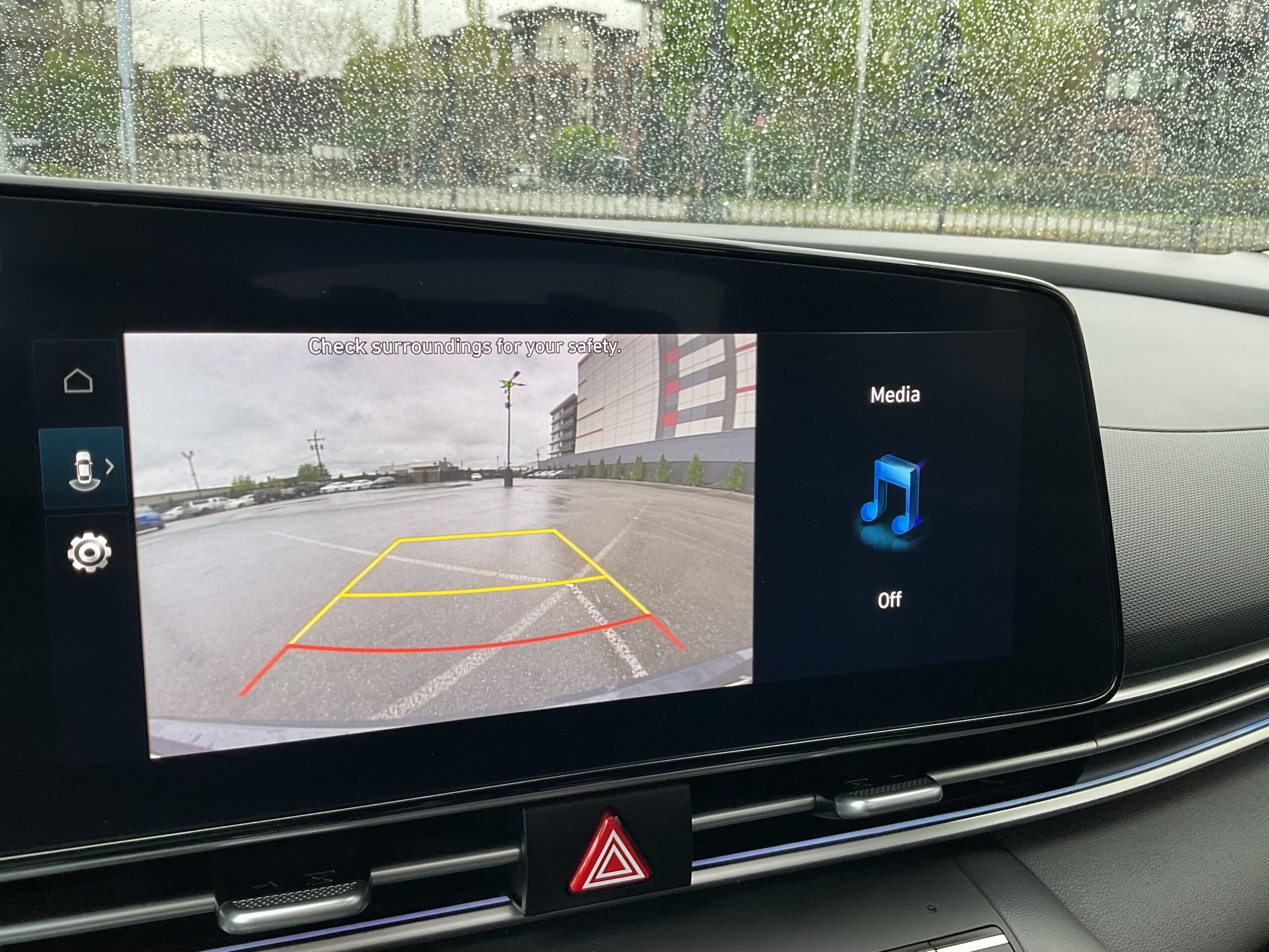 2024 HYUNDAI ELANTRA PREFERRED - Image 10