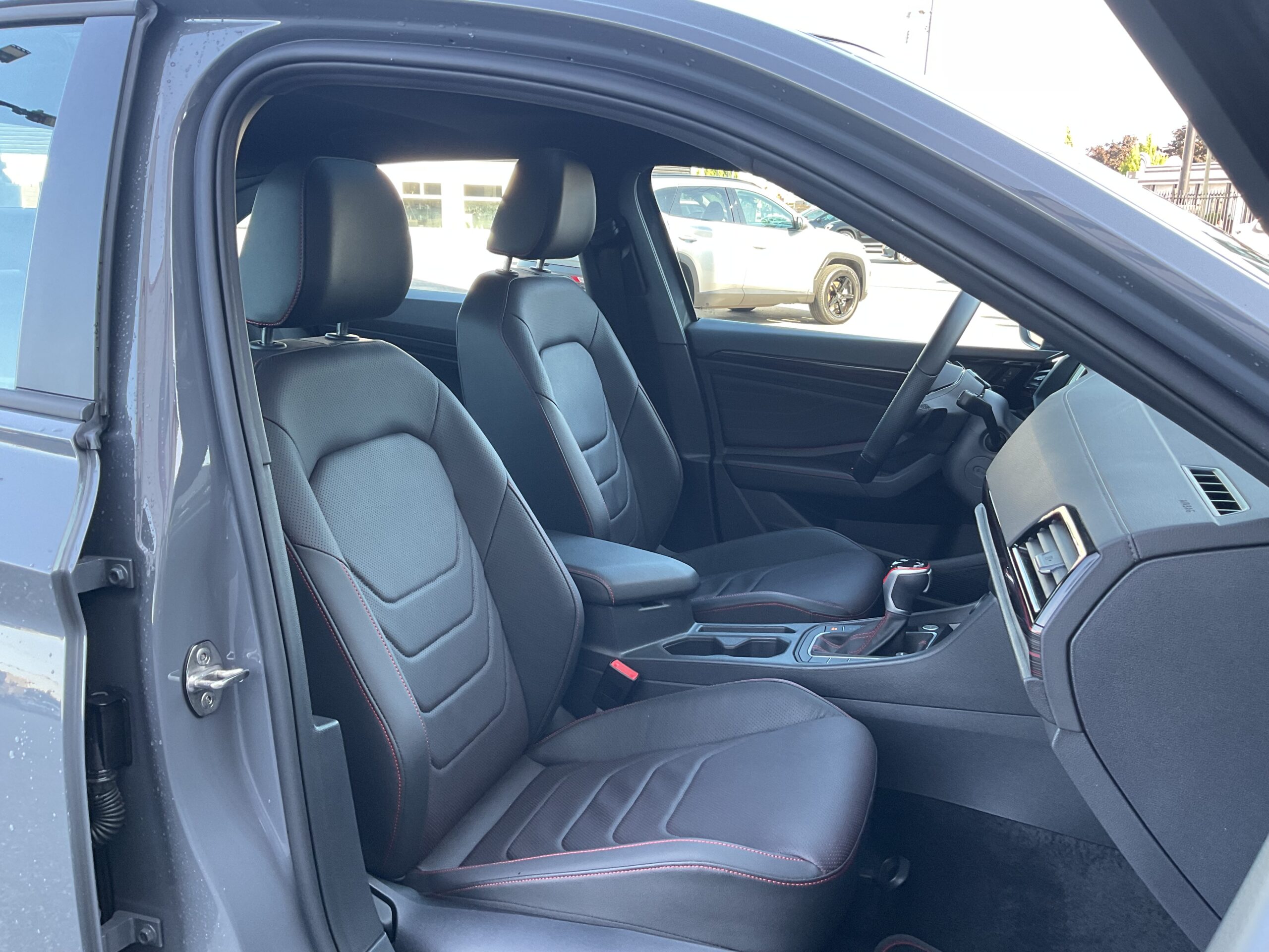 2023 VOLKSWAGEN JETTA GLI BASE - Image 6