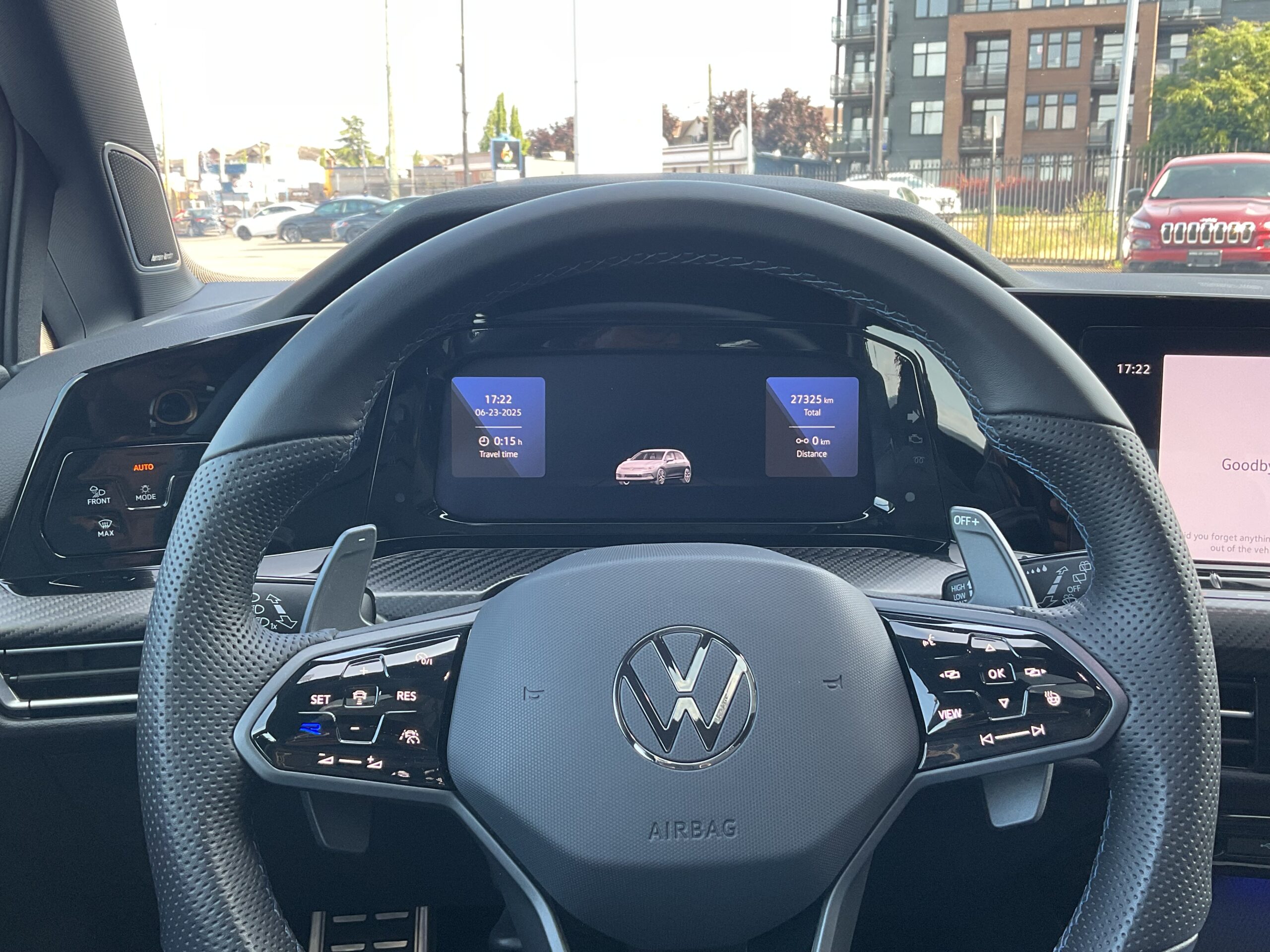 2024 VOLKSWAGEN GOLF R BASE - Image 14