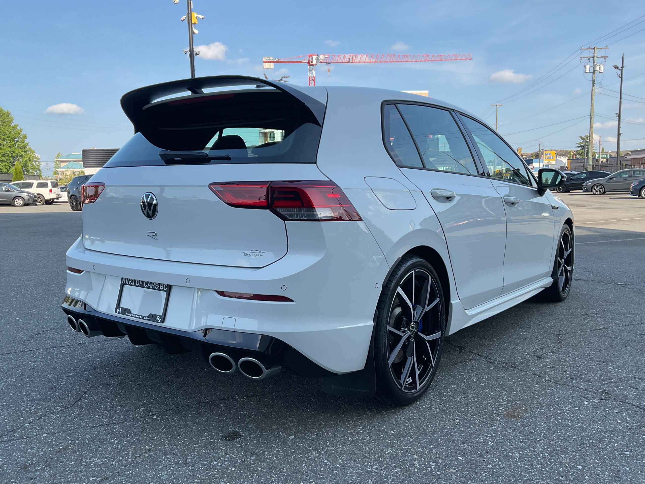 2024 VOLKSWAGEN GOLF R BASE - Image 6