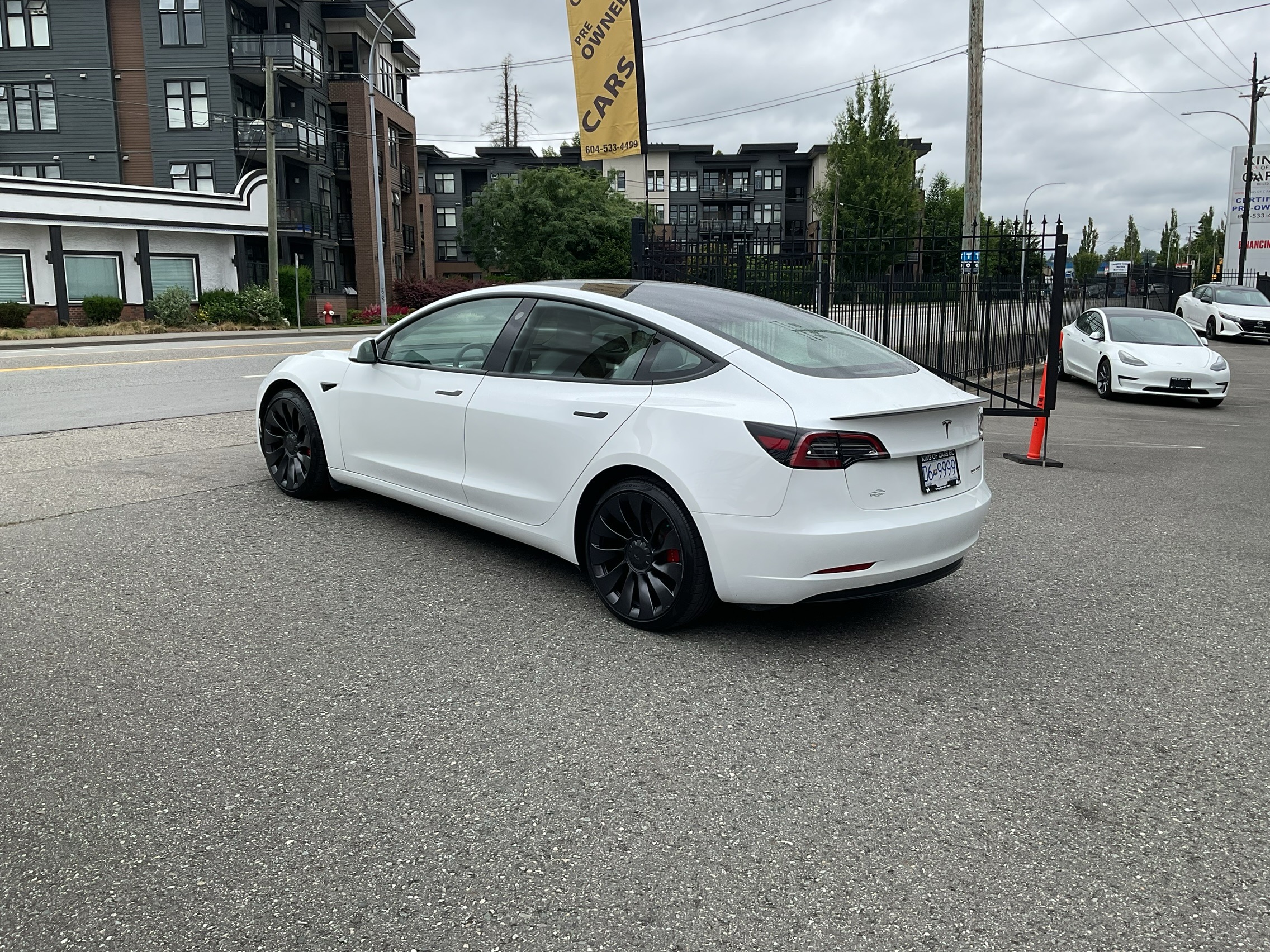 2023 TESLA MODEL 3 PERFORMANCE - Image 2