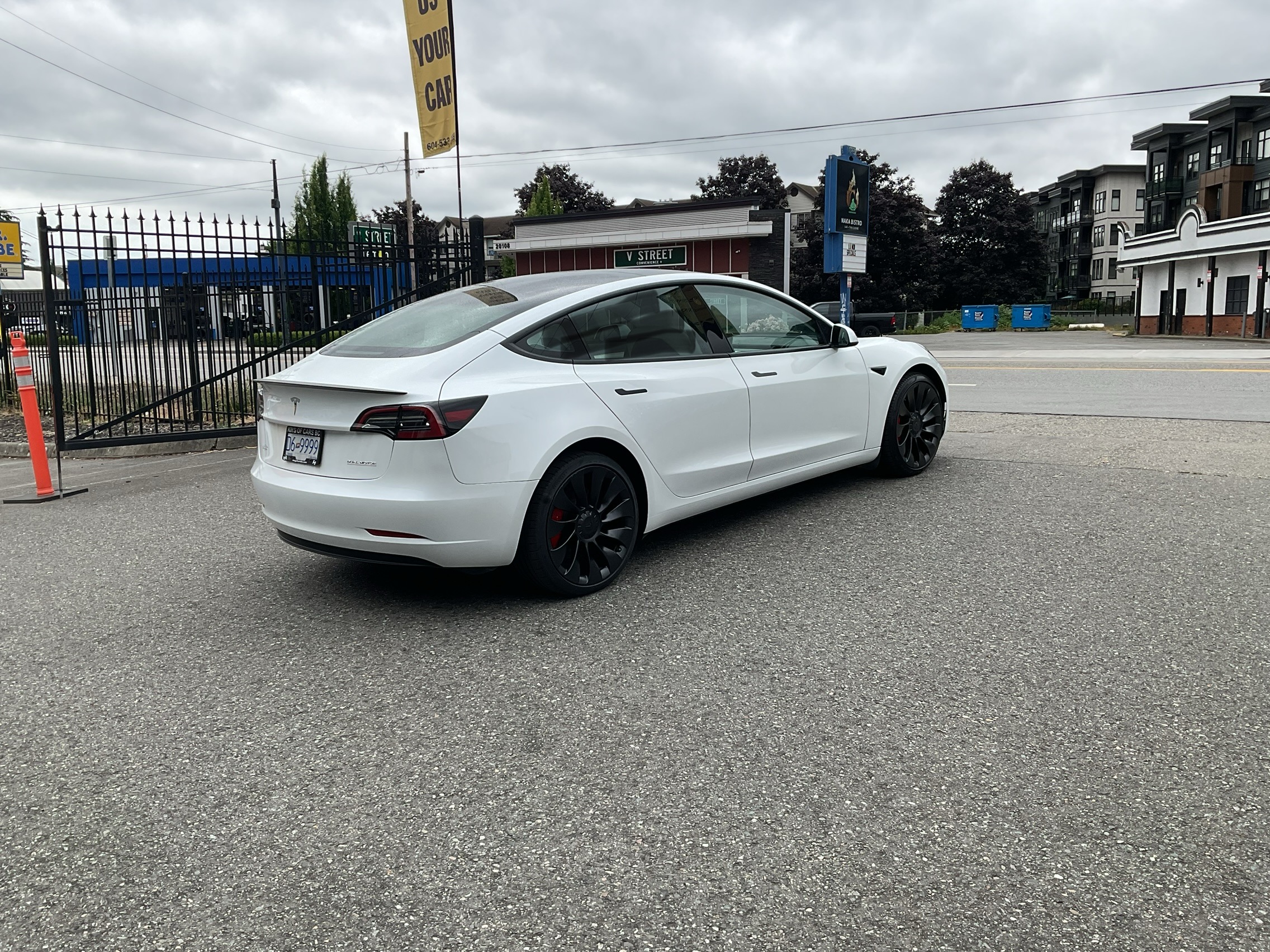 2023 TESLA MODEL 3 PERFORMANCE - Image 3