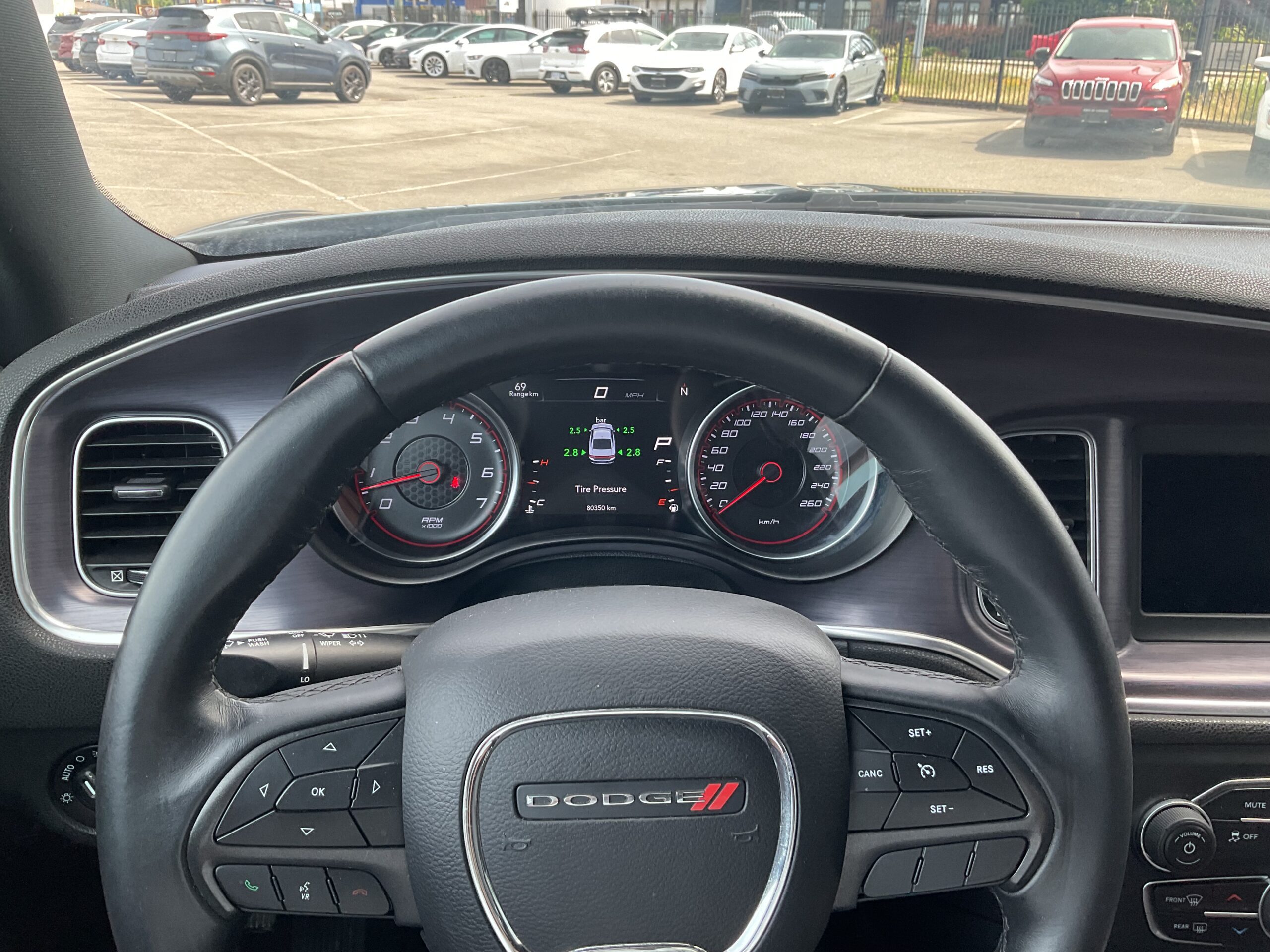 2018 DODGE CHARGER SXT - Image 12