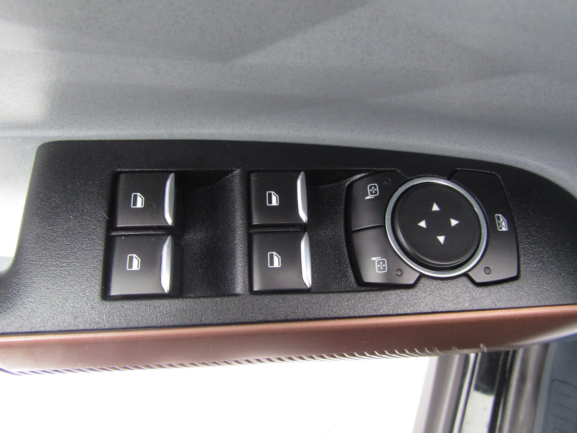 Ford Maverick AWD Lariat - Image 20