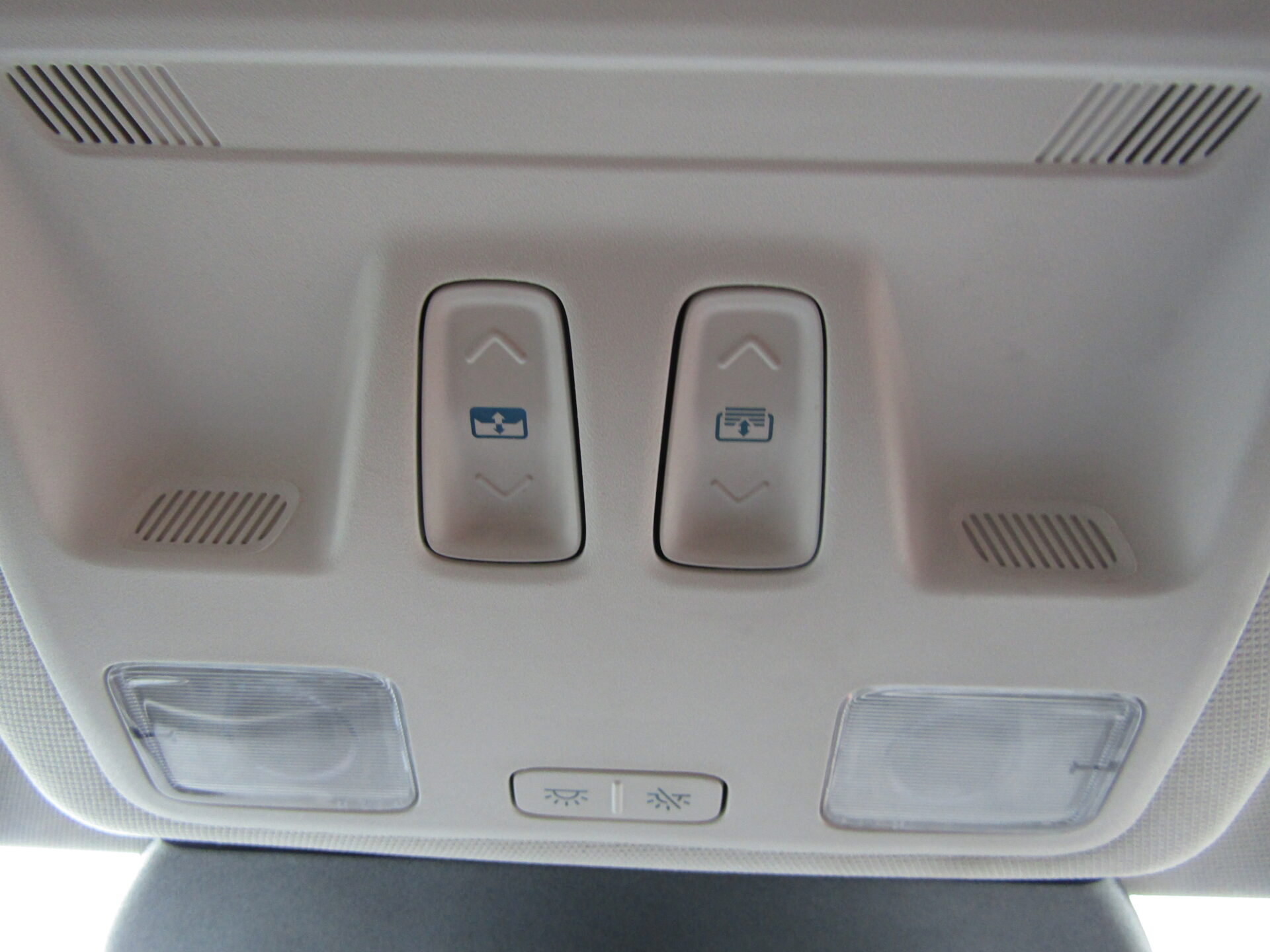 Ford Escape SEL AWD - Image 28