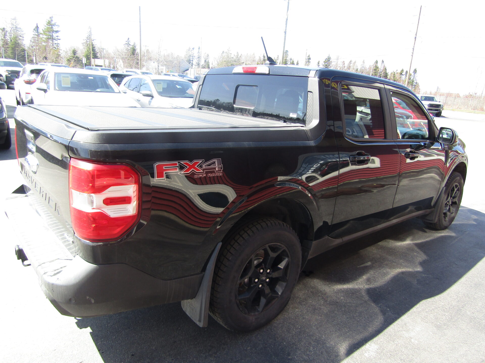 Ford Maverick AWD Lariat - Image 7