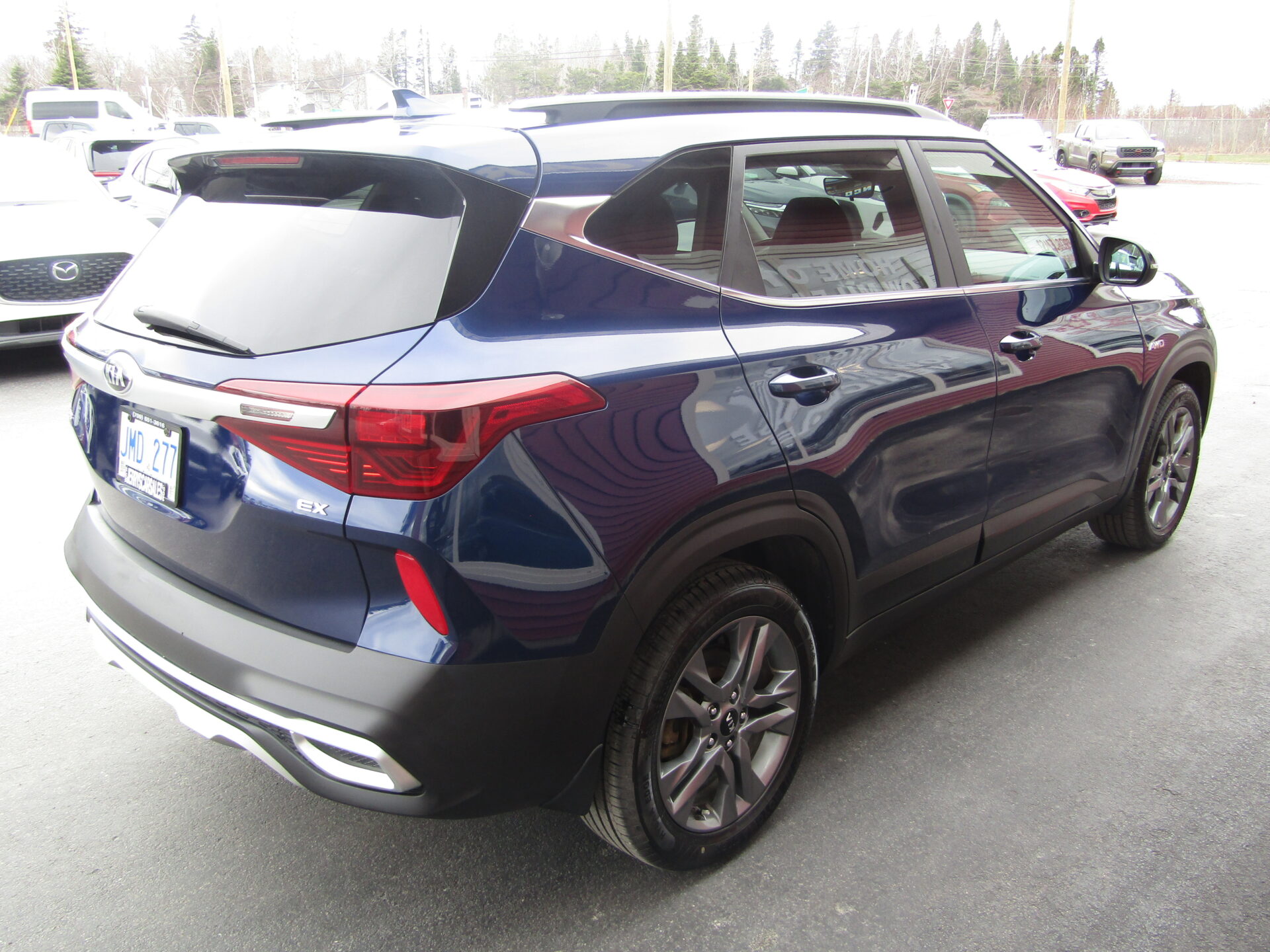 Kia Seltos AWD EX - Image 7