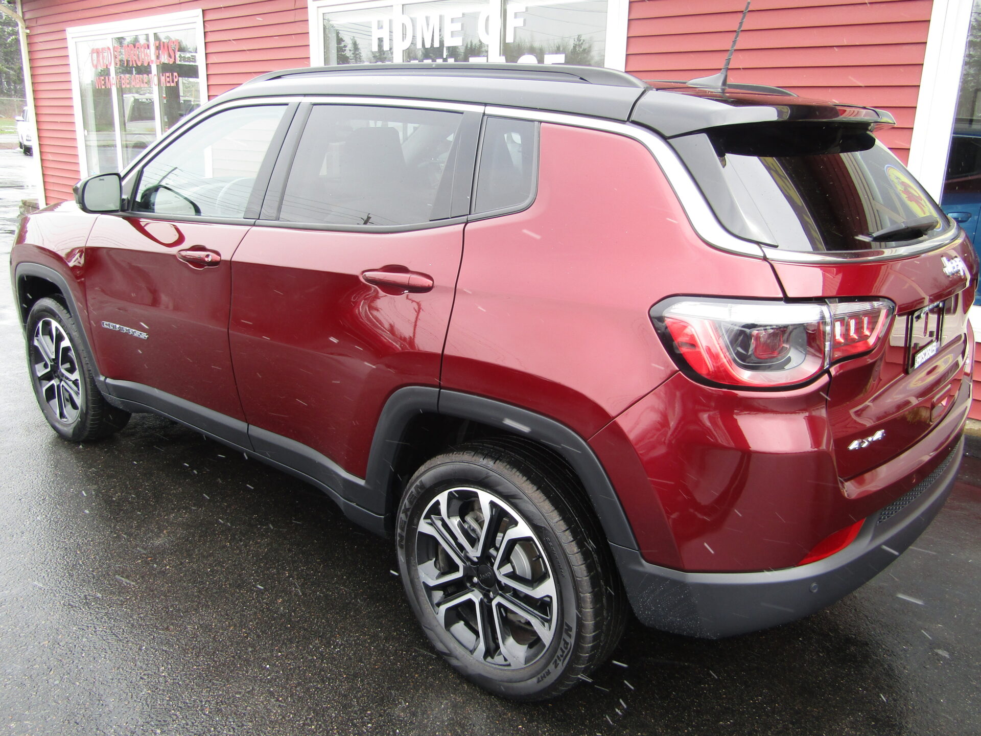 Jeep Compass Limited 4×4 - Image 5