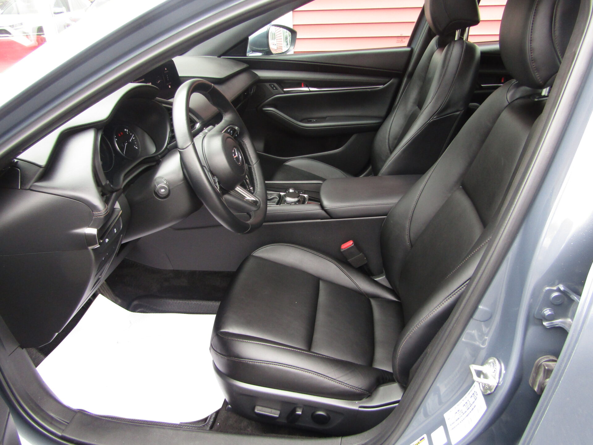 Mazda 3 Sport GS Luxury AWD - Image 10