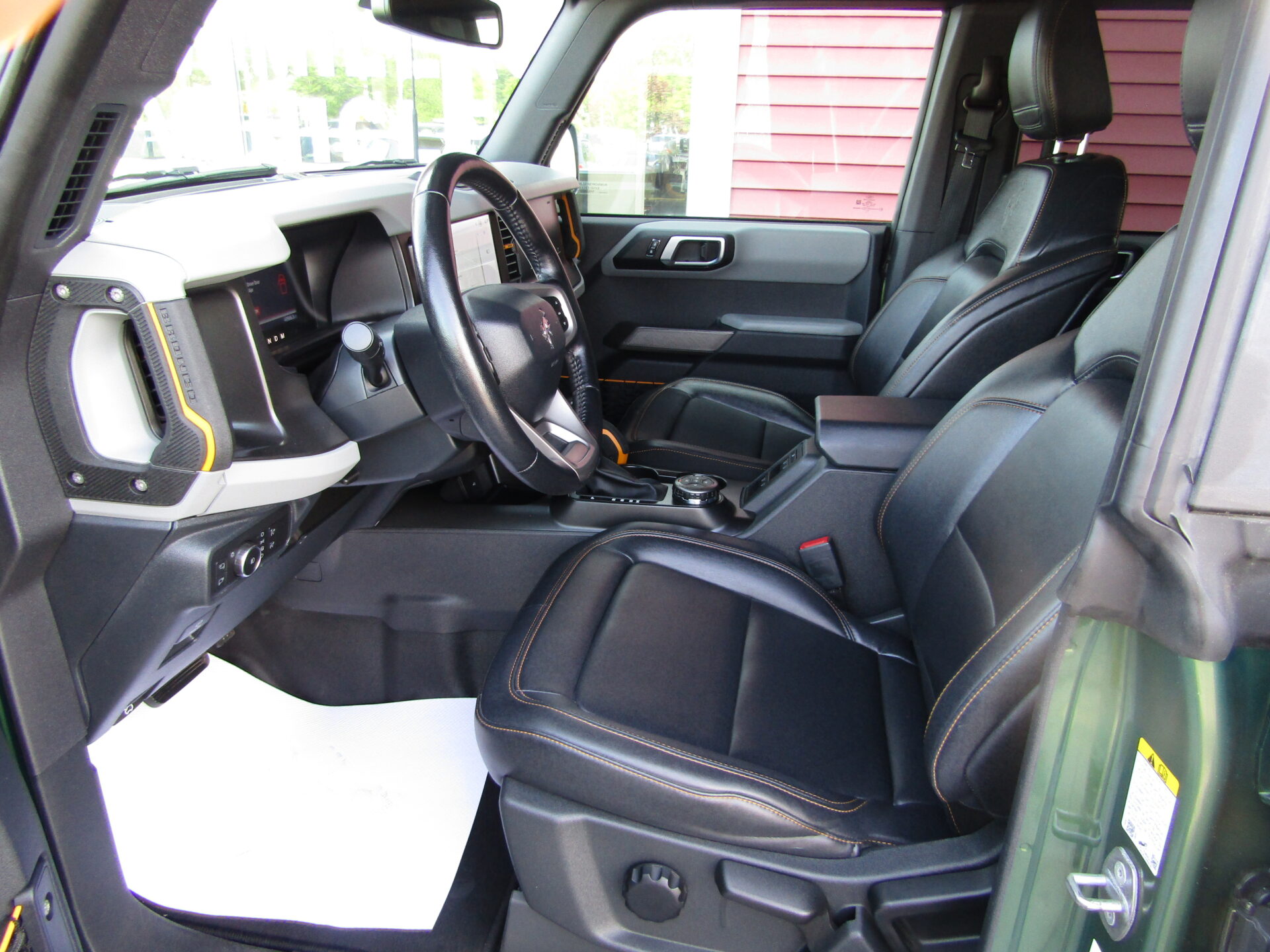 Ford Bronco Advanced Badlands 4×4 - Image 10