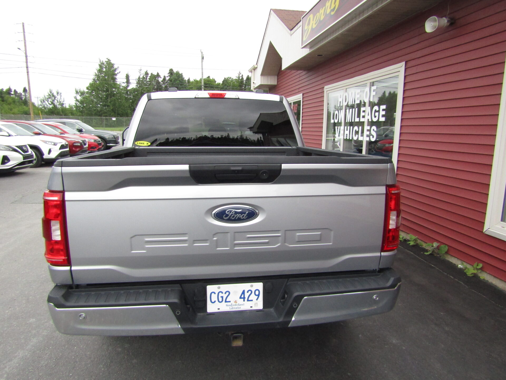 Ford F-150 Crew 4×4 XLT Powerboost Hybrid - Image 6