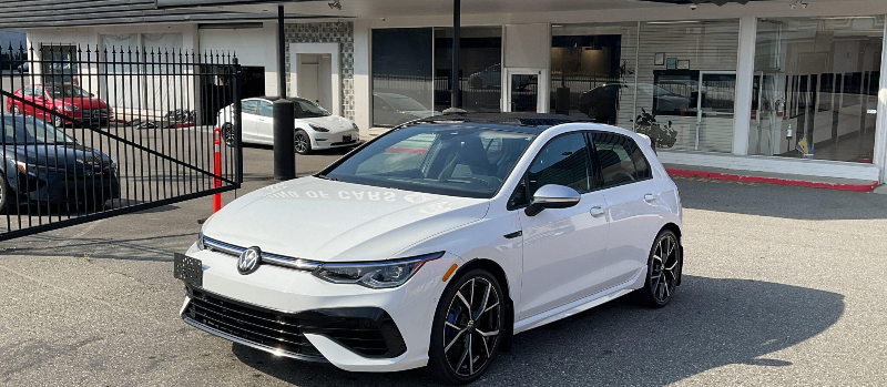 2024 VOLKSWAGEN GOLF R BASE