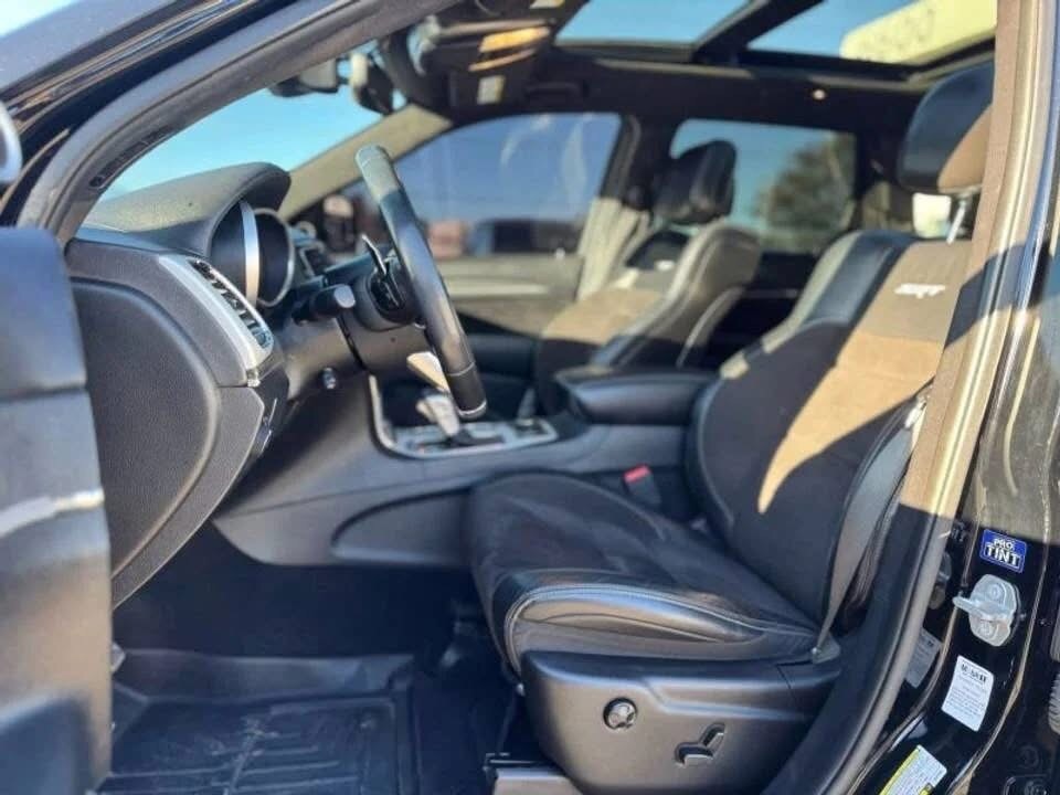 2020 Jeep Grand Cherokee SRT 4dr SUV 4WD (6.4L 8cyl 8A) - Image 7