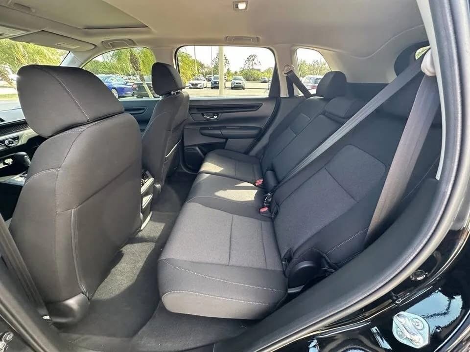 2023 Honda CR-V. EX 4dr SUV AWD w/Blind Spot Information (1.5L 4cyl Turbo CVT) (1.5L 4cyl Turbo CVT) - Image 5