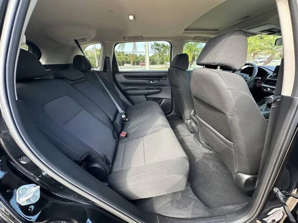 2023 Honda CR-V. EX 4dr SUV AWD w/Blind Spot Information (1.5L 4cyl Turbo CVT) (1.5L 4cyl Turbo CVT) - Image 4